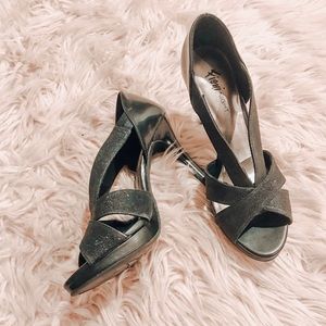 Black sparkly heals